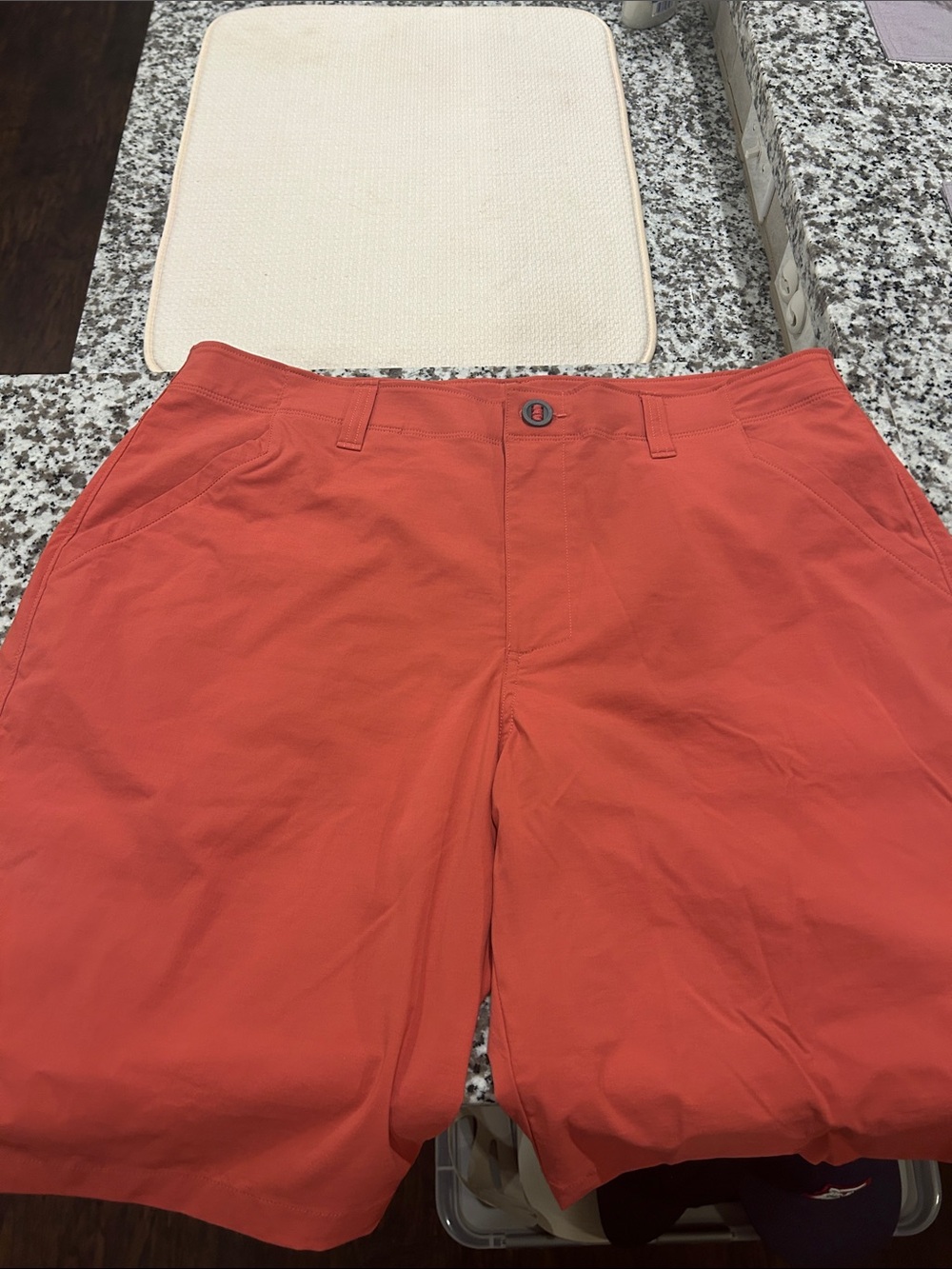 Under Armour Casual Shorts Nantucket Reds - Salmon Men’s 36